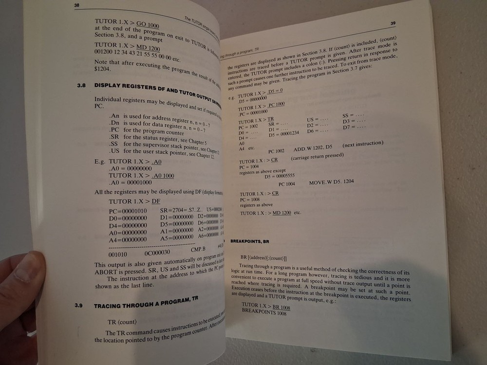Motorola MC68000 Processor Memory & Interfacing Book 1986 Jean Bacon Vintage CPU