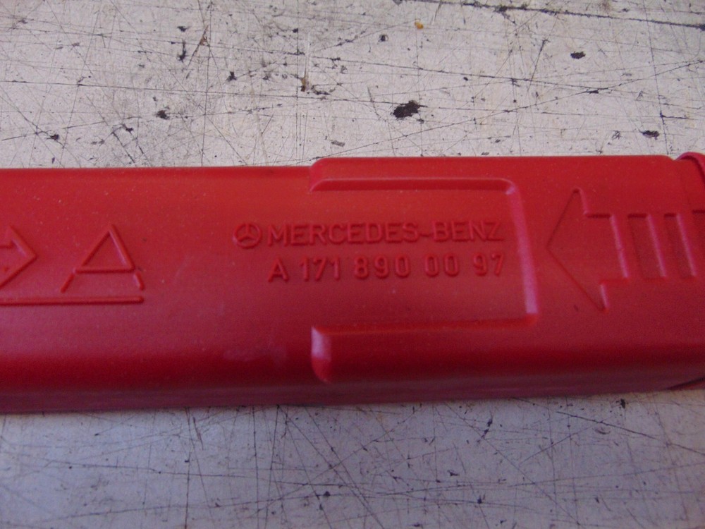 CHRYSLER CROSSFIRE Breakdown Warning Triangle OEM