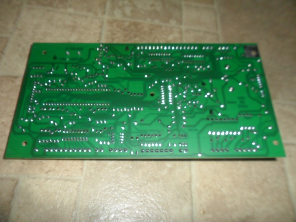 Used USI/FSI snack vending machine main control board - brown