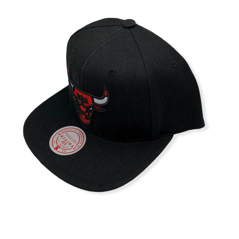 Mitchell & Ness Chicago Bulls Core Basic Adjustable Snapback Hat Cap