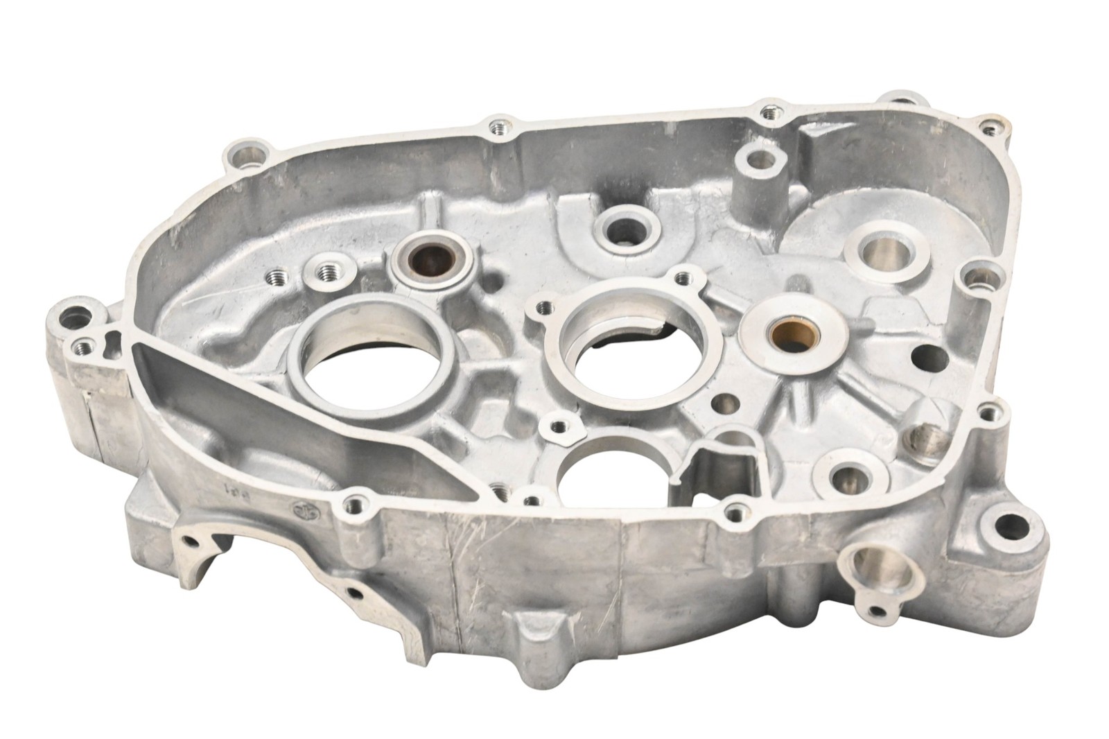 New OEM Yamaha 353-15121-00-00 Crankcase NOS