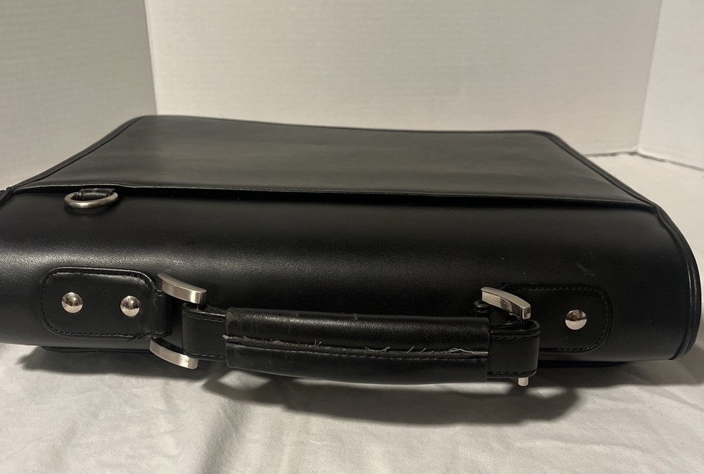 Samsonite Zippered Portfolio 3-Ring Binder Handle Black DAMAGED CALCULATOR