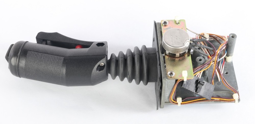Remanufactured MS6M11813-CR OEM Controls Controller Joystick
