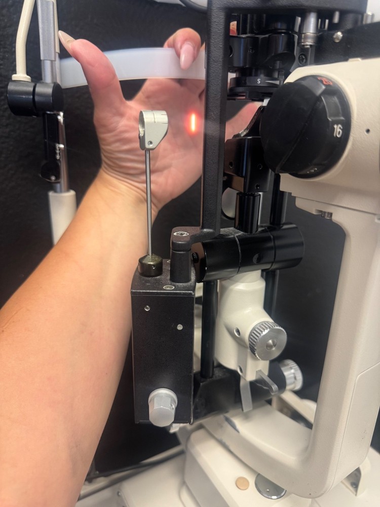 Topcon SL-7E Slit Lamp-Good Condition!