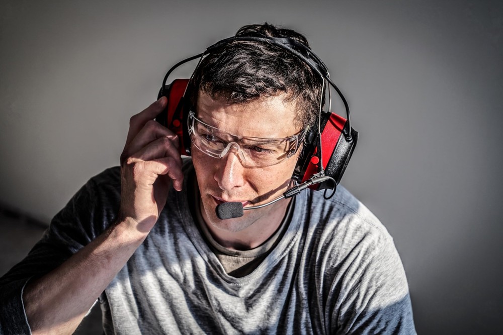 3M Pro-Comms Electronic Hearing Protector Wireless Earmuffs With Bluetooth