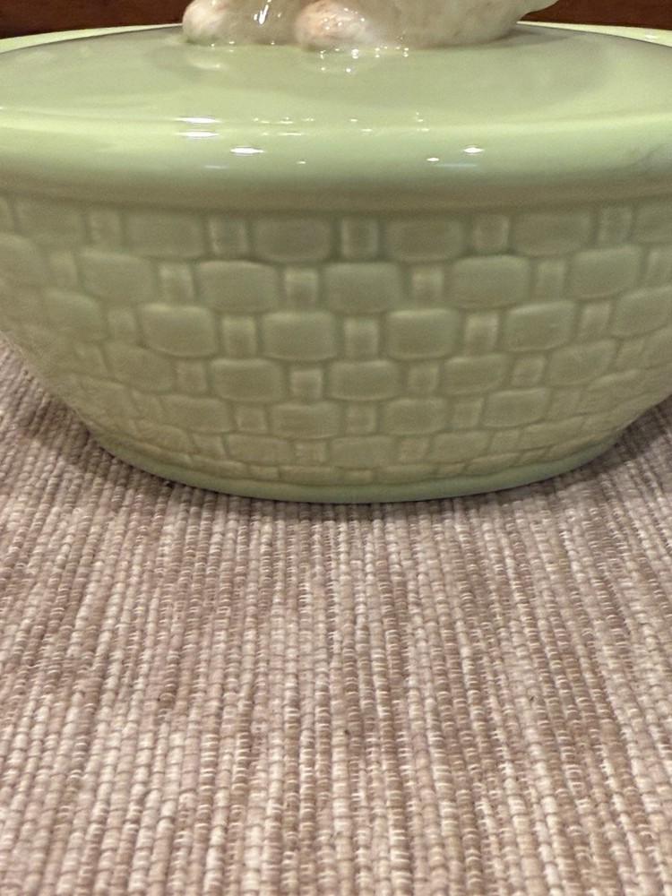 VGT. Hallmark Ceramic Easter Bunny Weave Basket Pattern Candy Trinket Dish