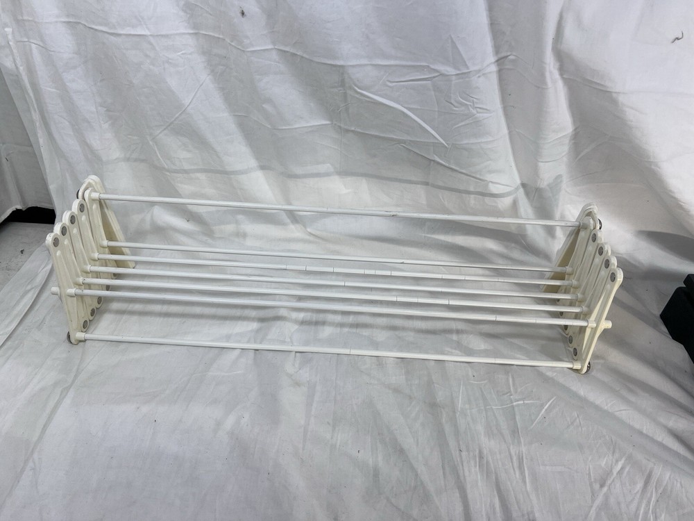 Accordion CLOTHES DRYING RACK WALL MOUNTED Laundry Hanger Collapsable