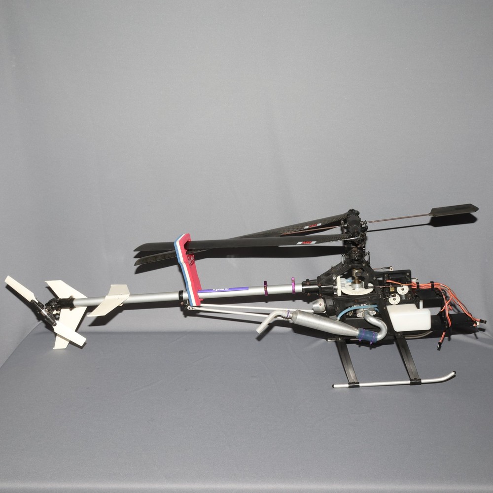 Kyosho Concept 30 RC Helicopter