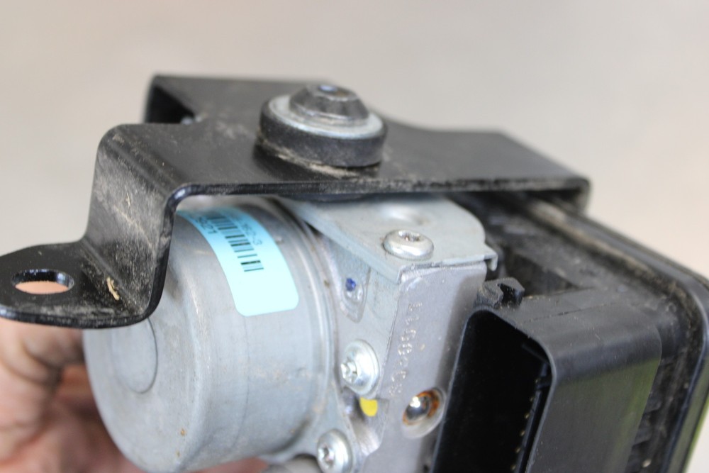 13-17 KAWASAKI NINJA 300 ABS PUMP UNIT MODULE