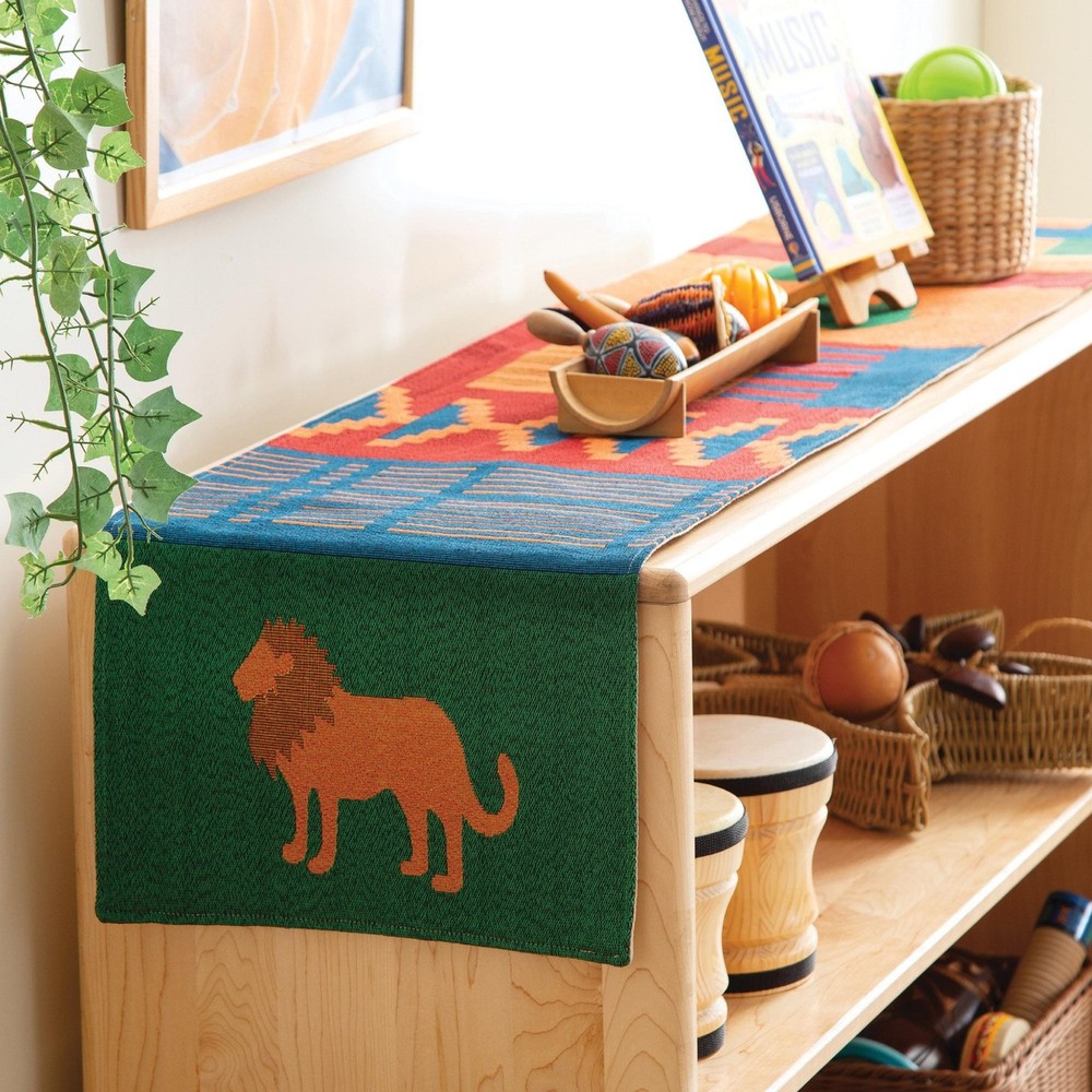 Kaplan Early Learning Colorful Decorative African Runner