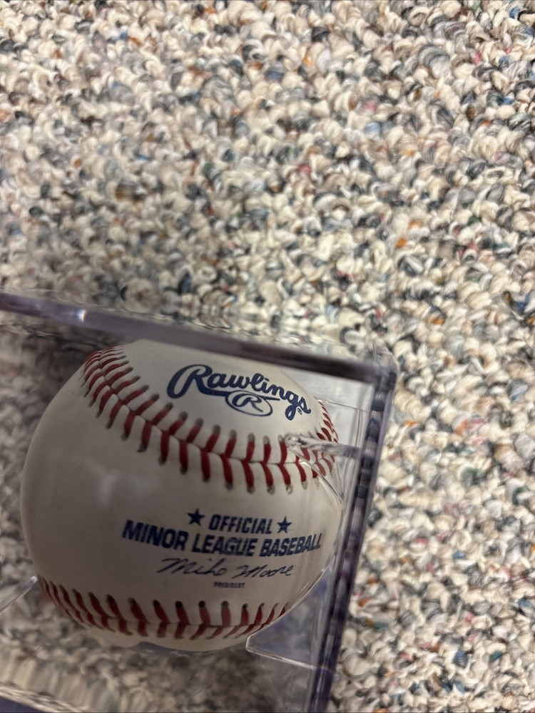 Bob Sadowski Autographed Baseball & Case, Phillies