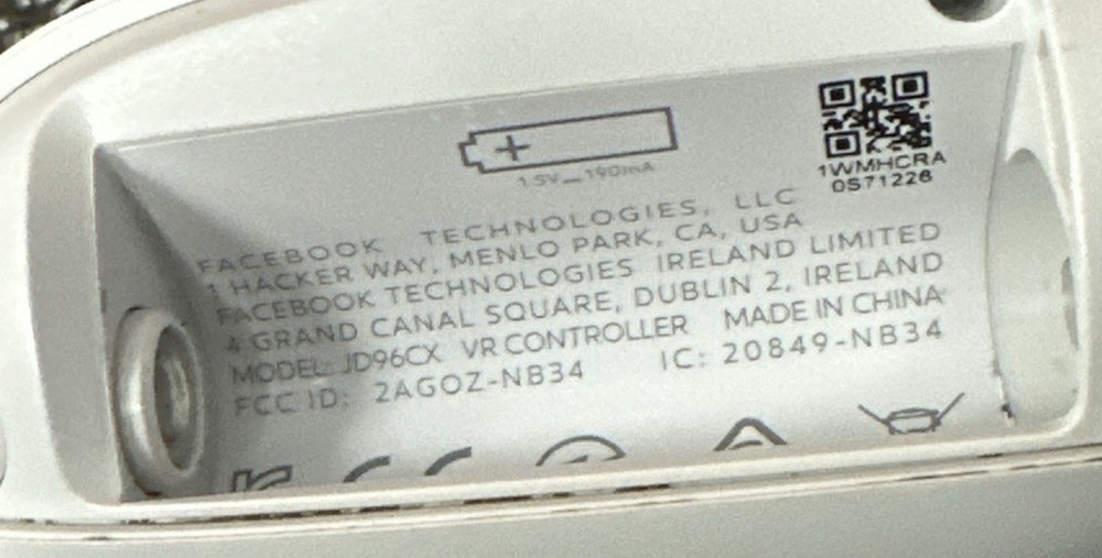 Oculus Meta Quest 2 VR Controller Pair Left and Right Controllers LX39EM-JD96CX