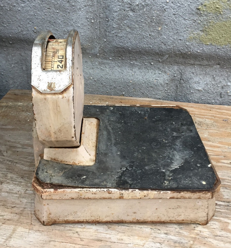 Detecto Low Boy Scale Working Condition, Distressed Rustic Vintage