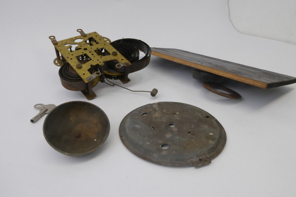 Broken Brass Unknown Maker Gears Clock Parts Panel Face Movement