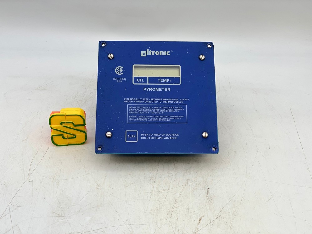 Altronic DPYH-4398U Pyrometer 8 Point Display (Used)