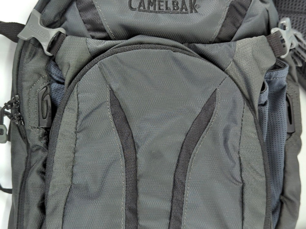 CAMELBAK M.U.L.E. Hydration 3L 100oz Black Backpack W/ Bladder & Quick link