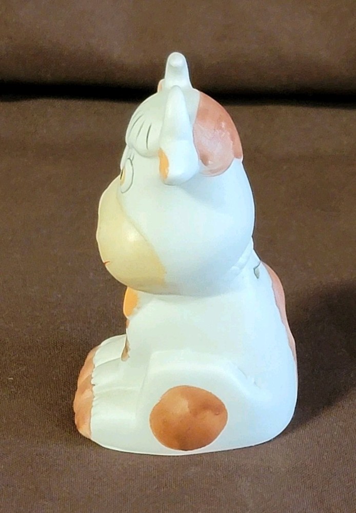 Artmark Sitting Cow Bell 1987 With Box