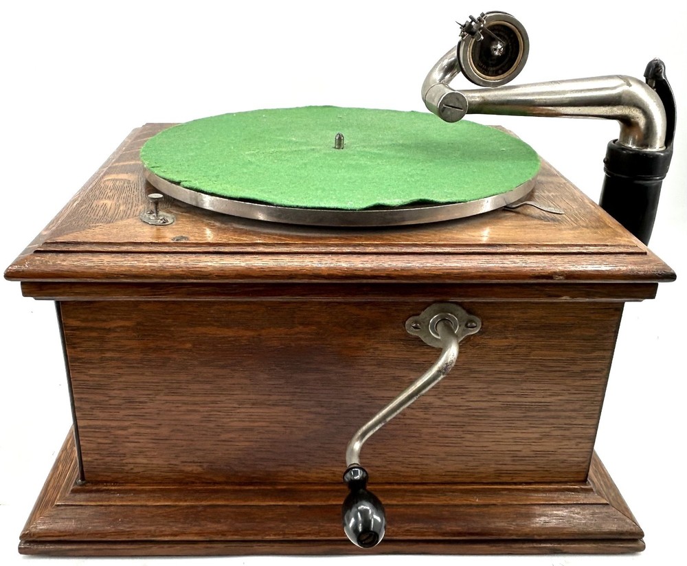 Antique Victor VV-VI Tabletop Phonograph NICE! - NEEDS SOME WORK