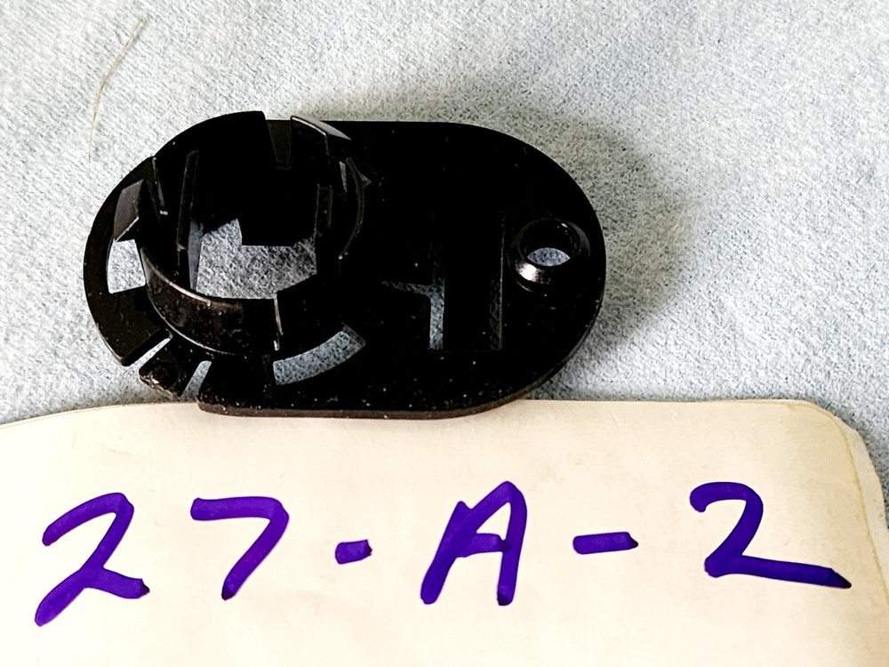 Saab 12760319 Convertible Bracket