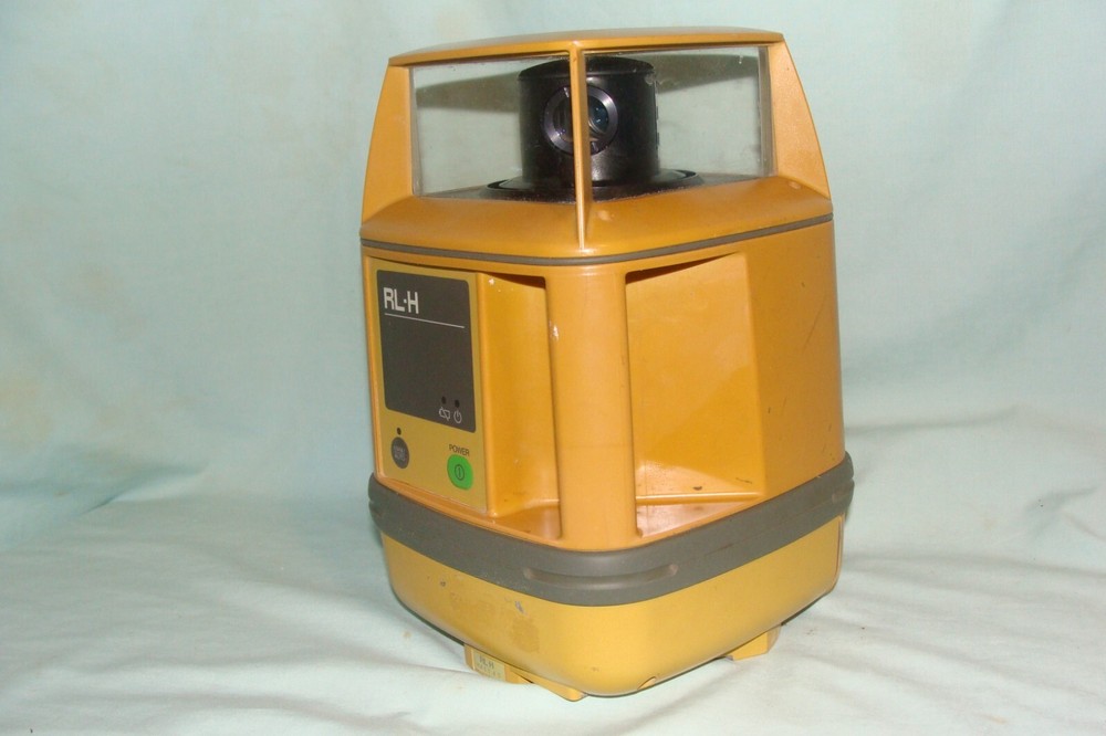 TOPCON RL-H SELF-LEVELING ROTARY LASER LEVEL w/LS-50B SENSOR/RECEIVER & BRACKET