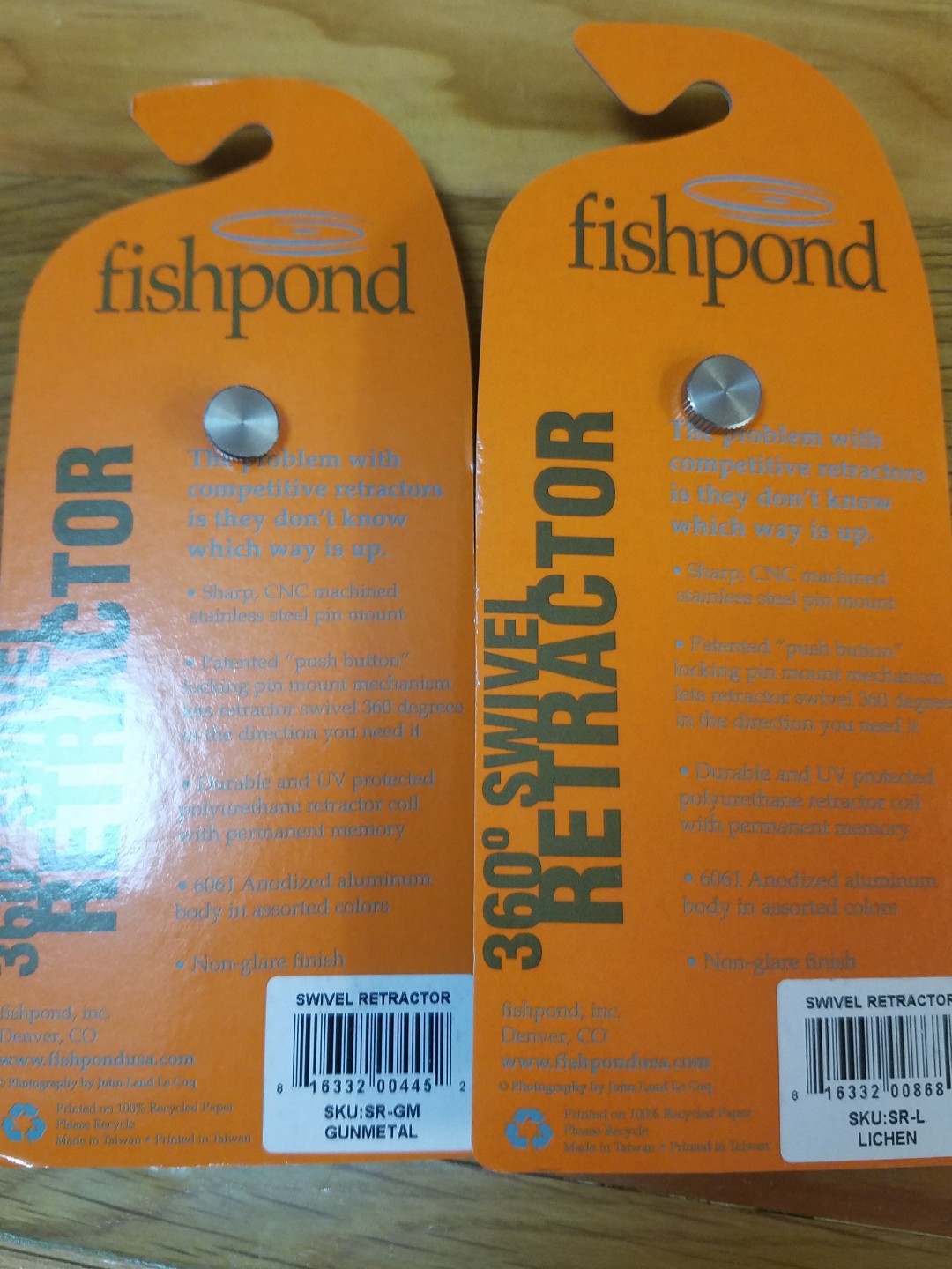 NEW FISHPOND 360 SWIVEL RETRACTOR GUNMETAL or Lycan available