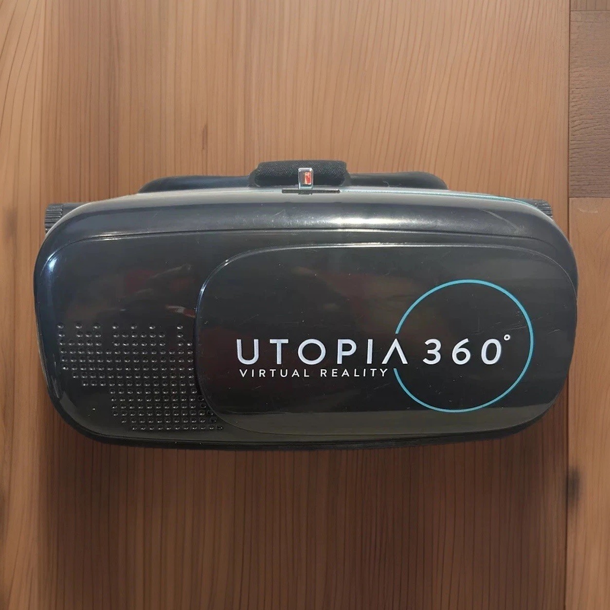 ReTrak Utopia 360 Virtual Reality Smartphone Headset Max Screen Size 6.3"