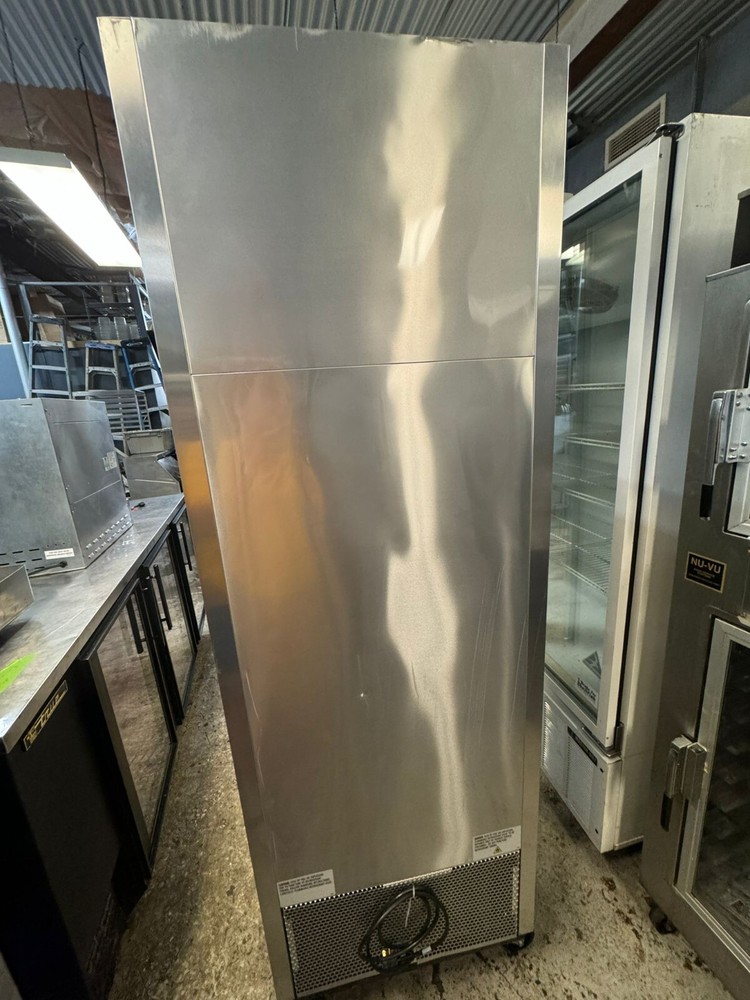 True T-23HC 27" Solid Door Reach-in Refrigeration