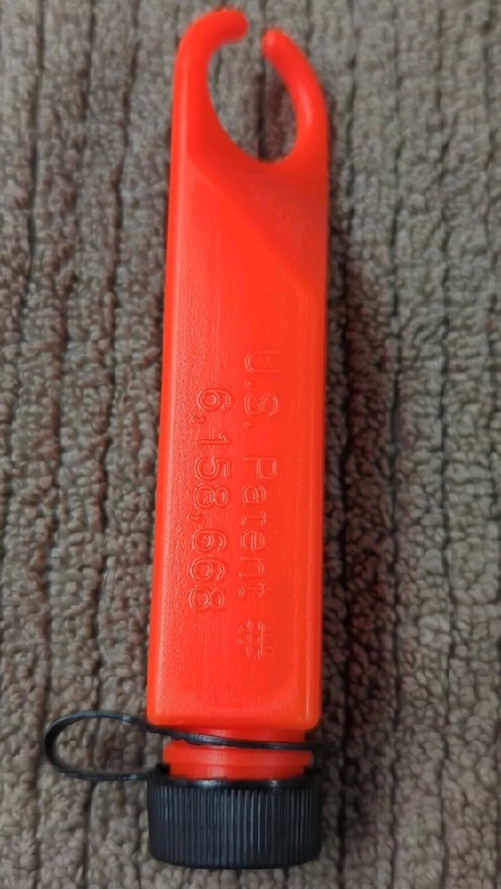 Deer Lure Scent Dispenser - Reusable / Visible ~ New