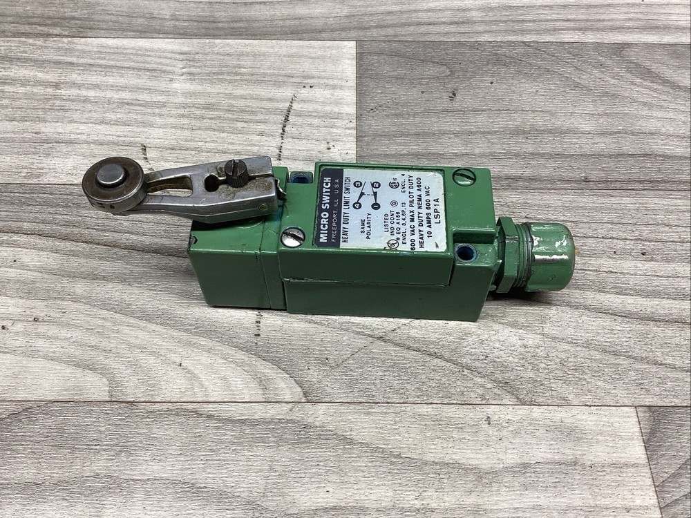 MICRO SWITCH LSP1A LIMIT SWITCH #829F320