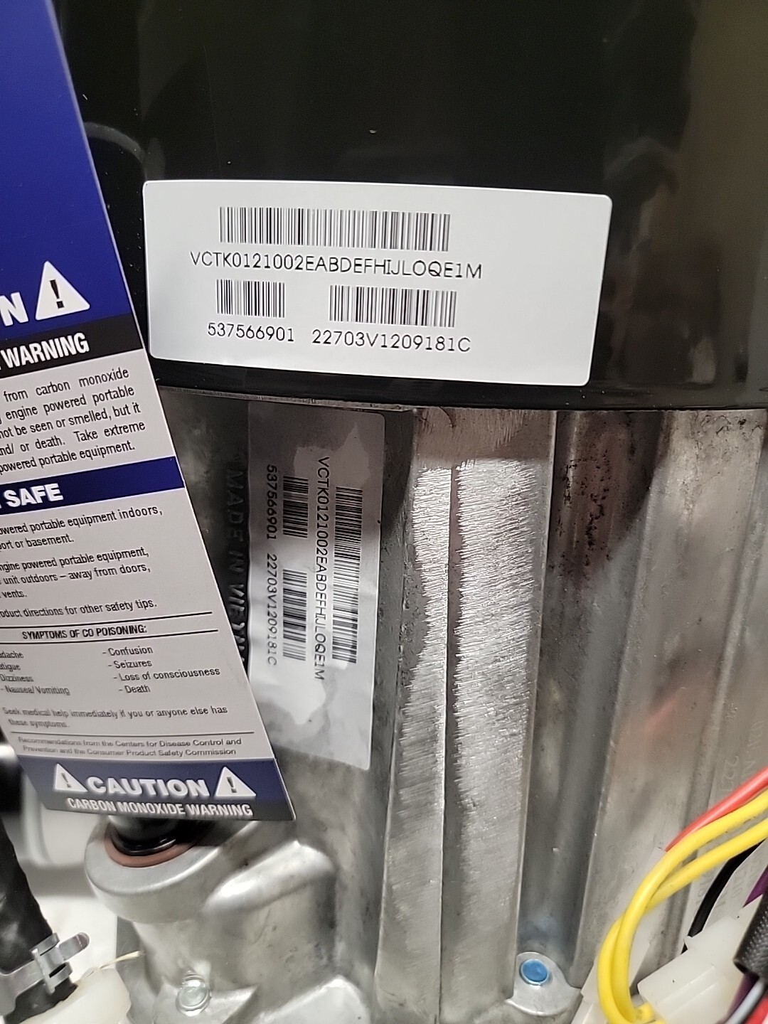 Husqvarna HV703 21.5HP Twin Cylinder Engine 703cc 1" X 3-5/32" 15 Amp 537566901