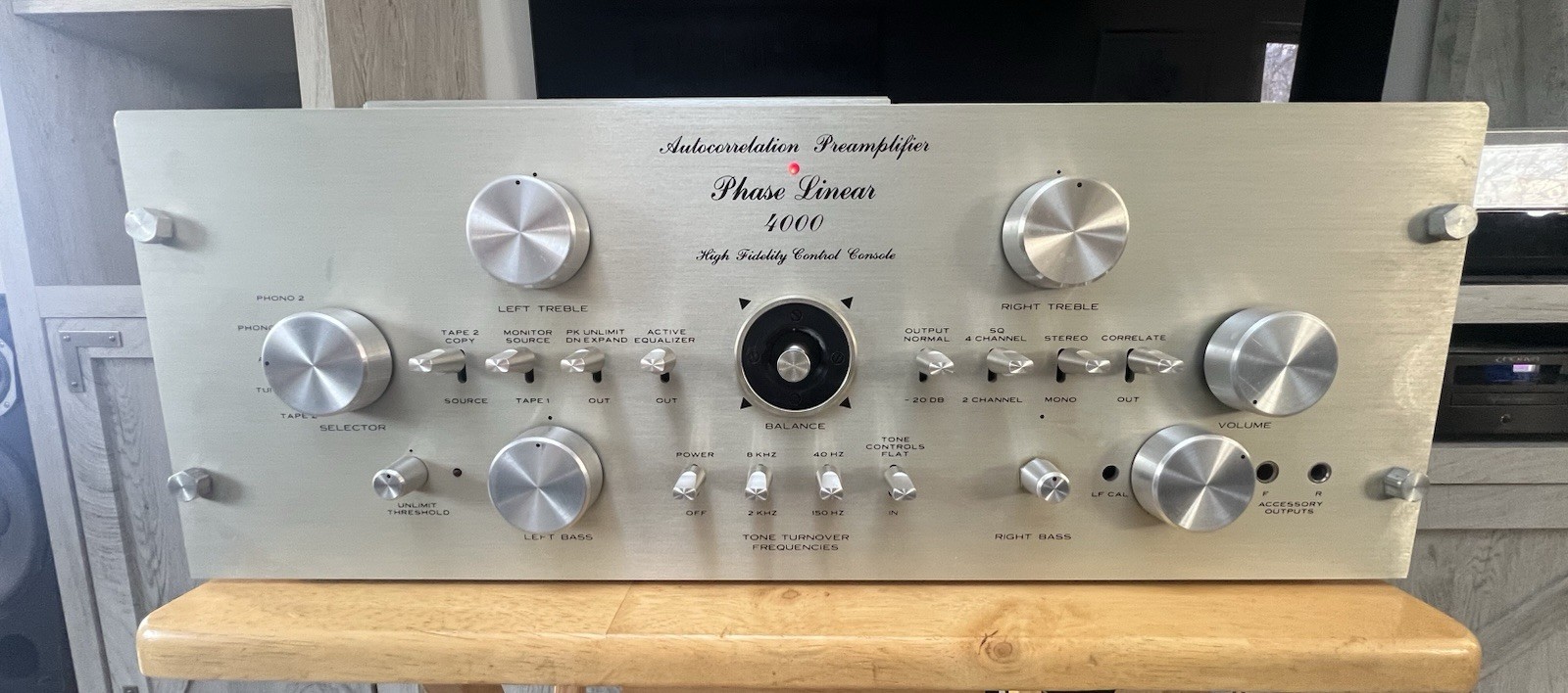 Phase Linear 4000 Autocorrelation Preamplifier