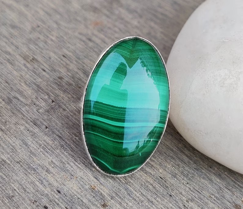 Solid 925Sterling Silver Large Oval Malachite Gemstone Band Handmade Womens Ring