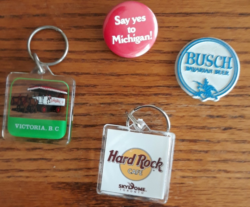 North American Assorted Souvenir Pins & Keychains