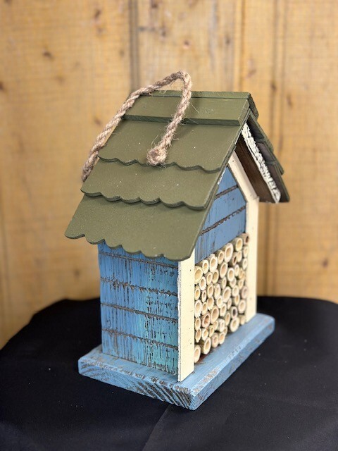 Cream & Blue Bee House 2003BL