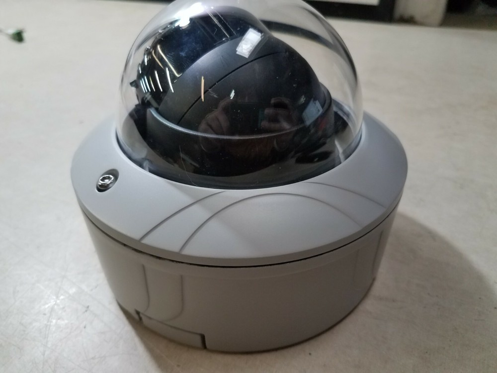 Interlogix Security Camera TVD-M3225V-2-N TruVision Dome UNTESTED