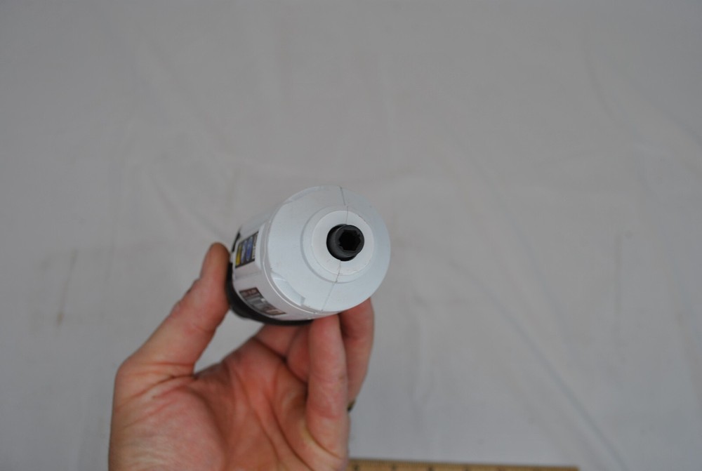 HART 4V SCREWDRIVER - HFSD01VN Works Great! Tool Only.
