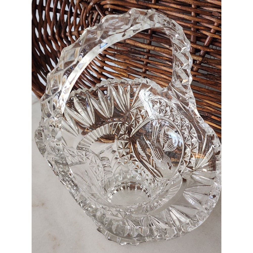 Hofbauer Byrdes German Crystal Spring Easter Basket