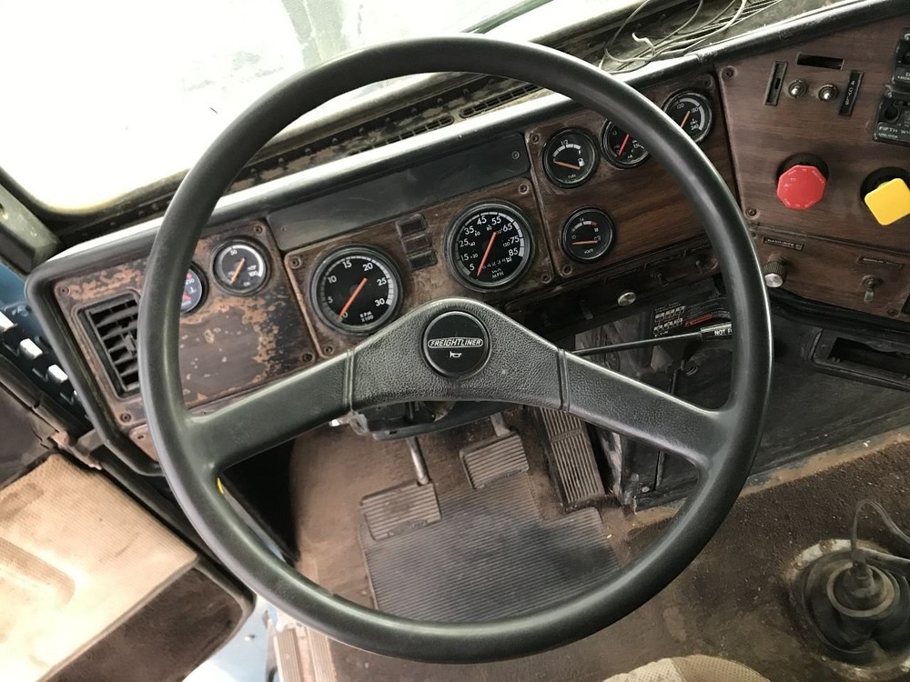 Freightliner FLD120 Steering Column - Used