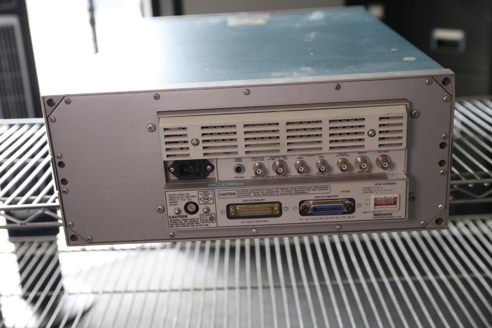 Tektronix 2754P Spectrum Analyzer As Is