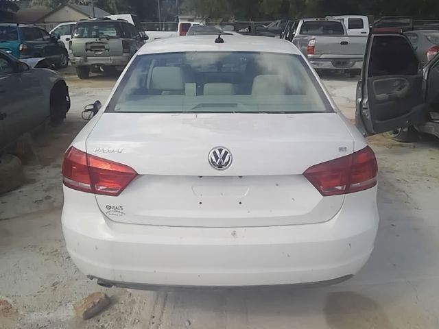 PASSAT 2013 Fuse Box Cabin 6969