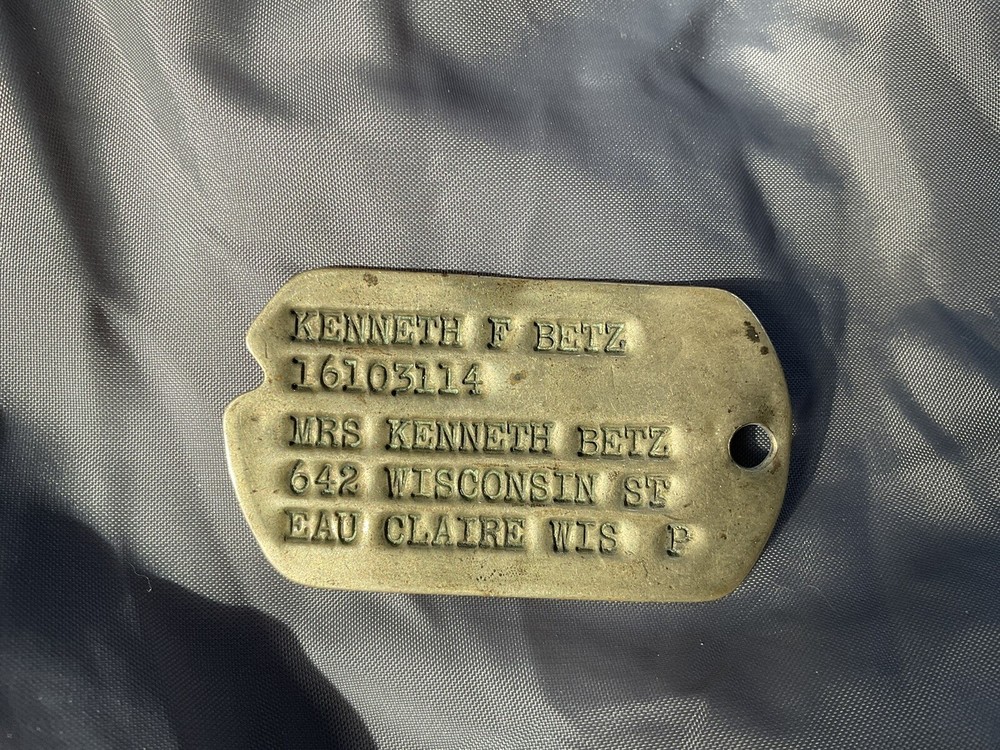 ORIGINAL WWII US NOK DOG TAG EAU CLAIRE WISCONSIN