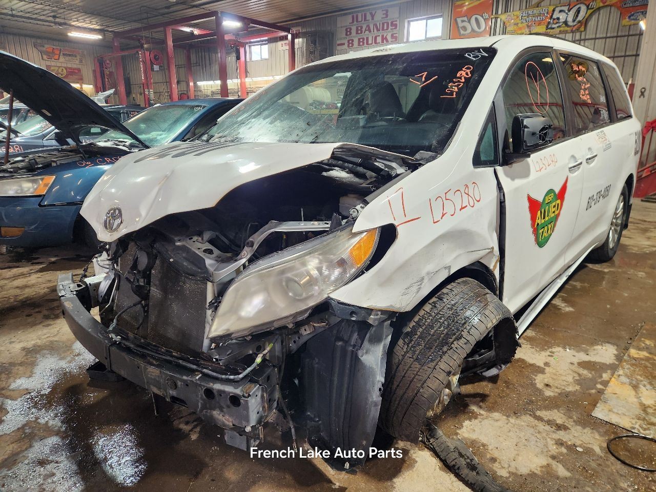 Automatic Transmission FWD 3.5L Fits 17-20 SIENNA 1302546