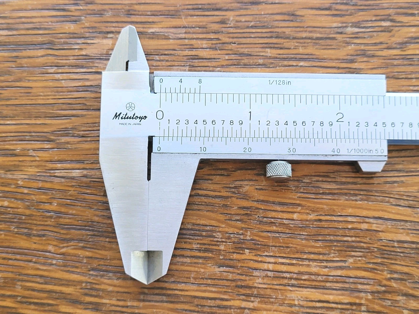 Mitutoyo 522-106 Vernier Caliper 6" Hardened Stainless w/Case Made in Japan