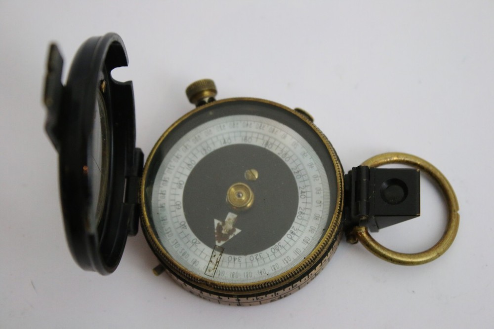 Antique WW1 Era prismatic marching compass