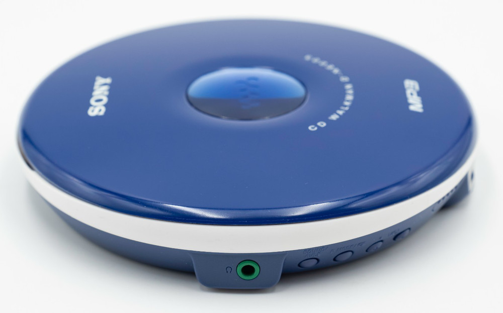 Sony Walkman D-NE005 Blue Portable MP3/CD Player