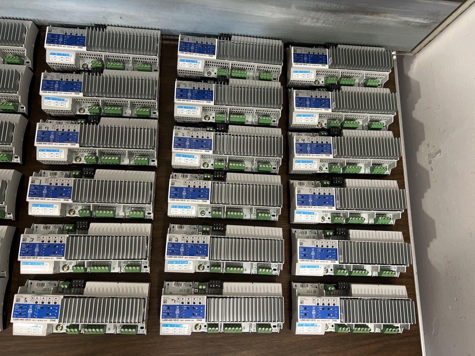 Lutron Homeworks QS LQSE-4A5-120-D PRO LED Phase Adapt Power Module (PRICE FOR 1