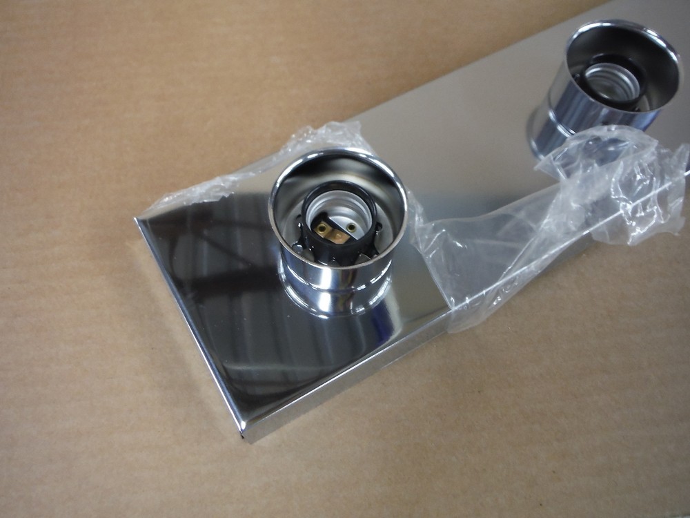 Thomas Lighting 8 Light Vanity Bath Bar SL-7425-4