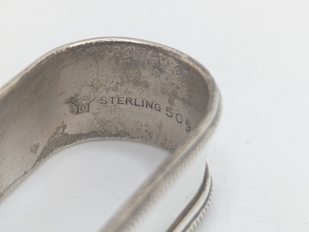 Vintage Lunt Sterling Silver Napkin Ring "L" initial engraving