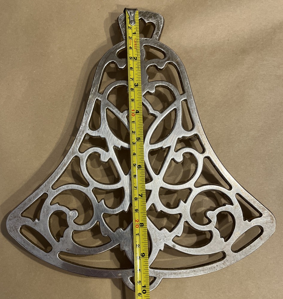 Bell Shaped Trivet