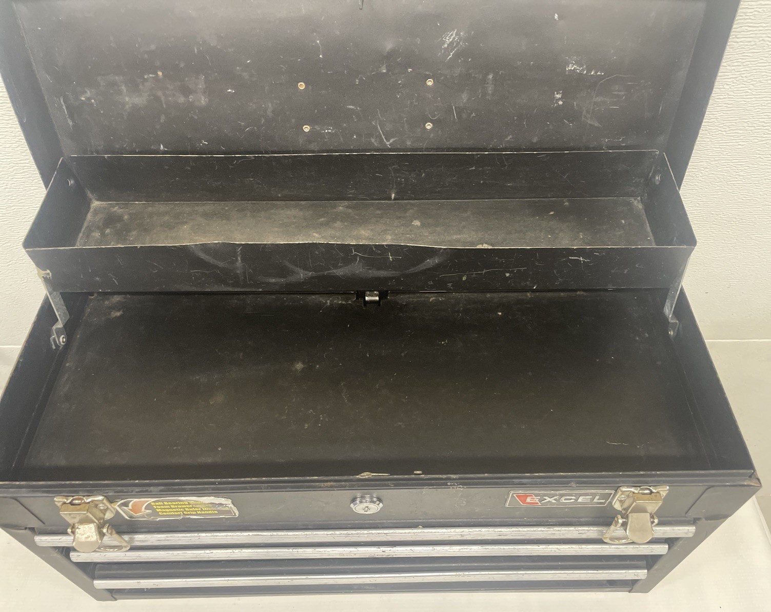 VINTAGE EXCEL 20" STEEL TOOL BOX w/TRAY 3 Drawer Structurally In Good Condition